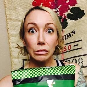 Meet your Posher, Shelly